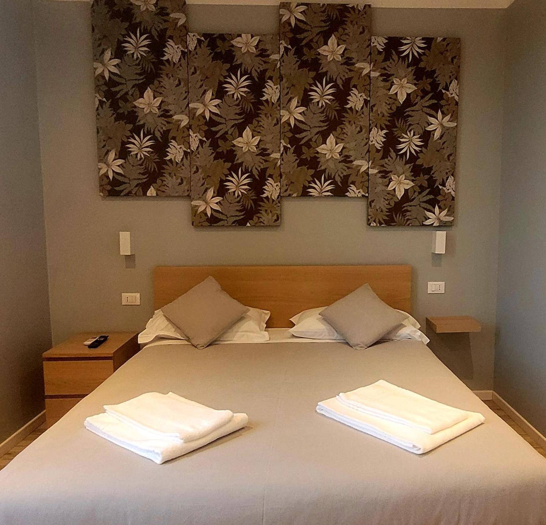 Al Binario Brescia Hotel Екстериор снимка