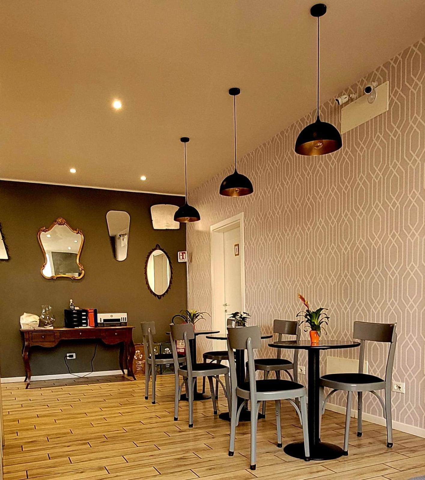 Al Binario Brescia Hotel Екстериор снимка